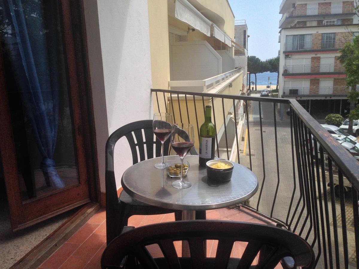 Hostal La Marina Платья-де-Аро Экстерьер фото